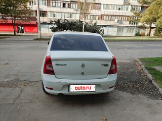 2012 Renault Logan I Рестайлинг, белый, 300000 рублей, вид 4