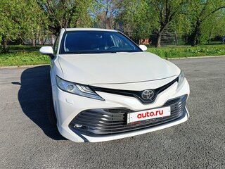 2019 Toyota Camry VIII (XV70), белый, 2750000 рублей, вид 4