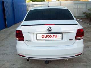 2016 Volkswagen Polo V Рестайлинг, белый, 1700000 рублей, вид 4