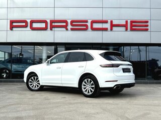 2021 Porsche Cayenne III, белый, 7070000 рублей, вид 3