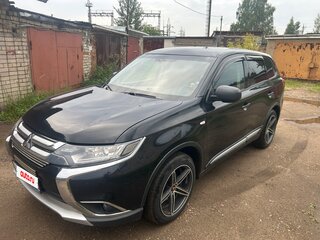 2017 Mitsubishi Outlander III Рестайлинг 2, чёрный, 1450000 рублей, вид 1