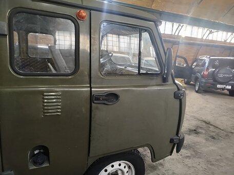 2009 УАЗ 3909, зелёный, 400000 рублей, вид 4