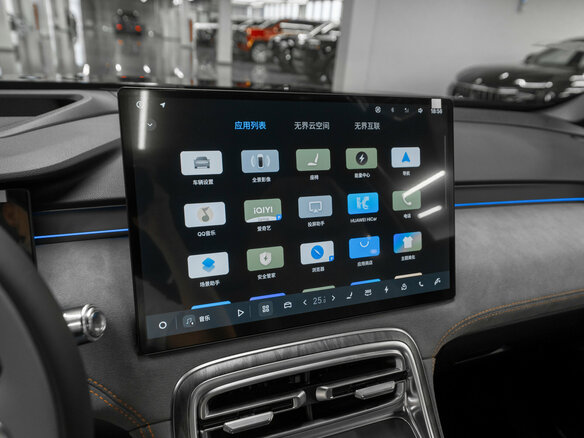 2026 Geely Galaxy M7, зелёный - вид 24