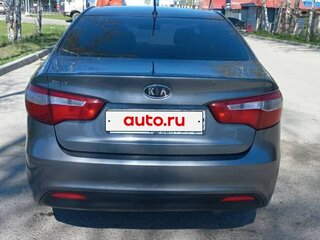 2012 Kia Rio 5-speed III, серый, 650000 рублей, вид 2