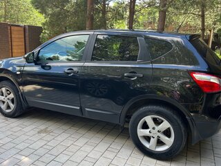 2011 Nissan Qashqai I Рестайлинг, чёрный, 950000 рублей, вид 3