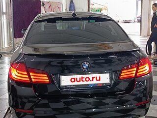 2012 BMW 5 серии 520i VI (F10/F11/F07), чёрный, 2300000 рублей, вид 4