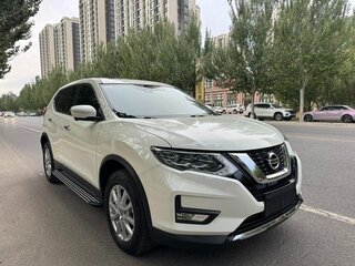 2023 Nissan X-Trail III Рестайлинг, белый, 2300000 рублей, вид 3