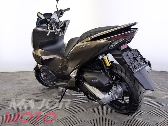 2026 Honda PCX 160, коричневый, 499900 рублей - вид 3