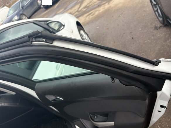 2010 Opel Astra J, белый, 700000 рублей - вид 25
