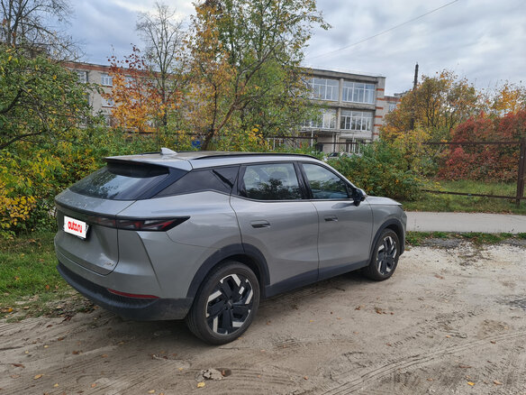 2026 Omoda C7, серый, 2800000 рублей - вид 1
