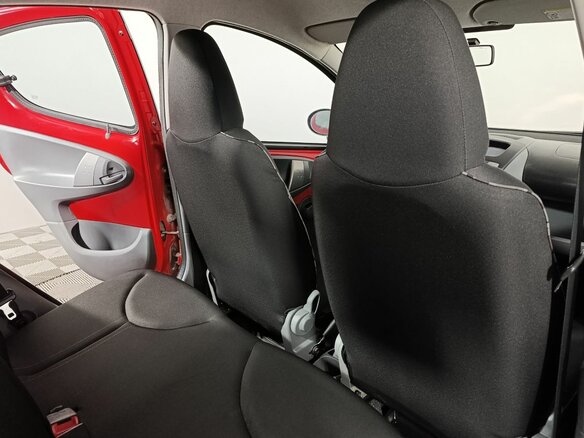 2011 Citroen C1 I Рестайлинг, красный - вид 14