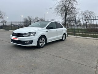 2018 Volkswagen Polo V Рестайлинг, белый, 1325000 рублей, вид 1