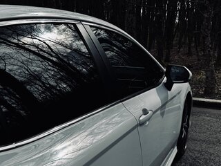 2018 Toyota Camry VIII (XV70), белый, 2100000 рублей, вид 4