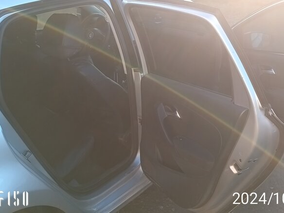 2010 Volkswagen Polo V, серебристый, 360000 рублей - вид 11