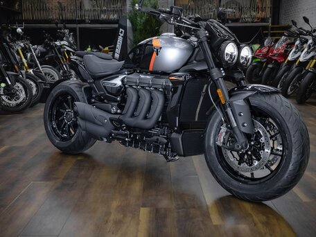 2026 Triumph Rocket 3, чёрный, 3390000 рублей, вид 1
