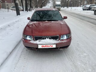 1998 Audi A4 I (B5), красный, 380000 рублей, вид 2