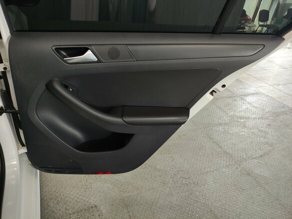 2013 Volkswagen Jetta VI, белый - вид 15