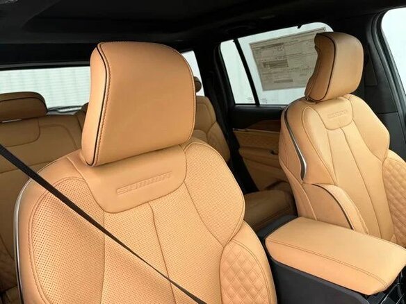 2026 Jeep Grand Cherokee V (WL) Рестайлинг, чёрный, 10102545 рублей - вид 19