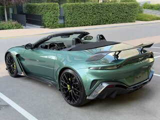 2023 Aston Martin V12 Vantage II, зелёный, 28950000 рублей, вид 4