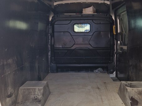 2017 Ford Transit, серебристый, 2700000 рублей, вид 1