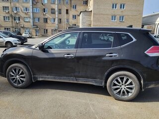 2018 Nissan X-Trail III, зелёный, 2050000 рублей, вид 3
