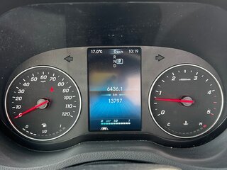 2018 Mercedes-Benz Sprinter, белый, 9000000 рублей, вид 3