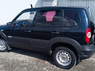 2013 Chevrolet Niva I Рестайлинг, чёрный, 440000 рублей, вид 5