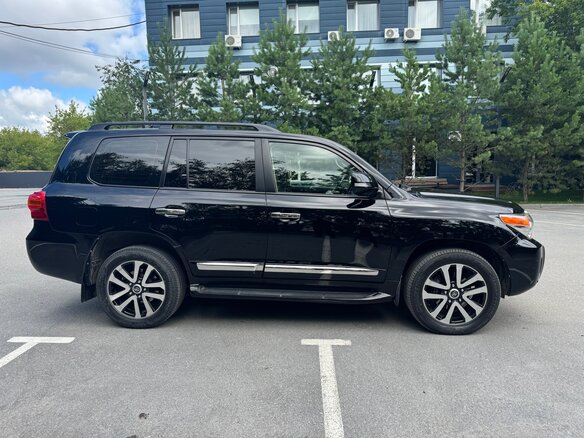 2012 Toyota Land Cruiser 200 Series Рестайлинг 1, чёрный, 3900000 рублей - вид 5