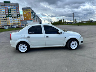 2012 Renault Logan I Рестайлинг, белый, 450000 рублей, вид 5