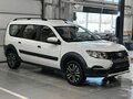 2026 Lada (ВАЗ) Largus Cross I Рестайлинг, белый, 1997000 рублей - вид 1