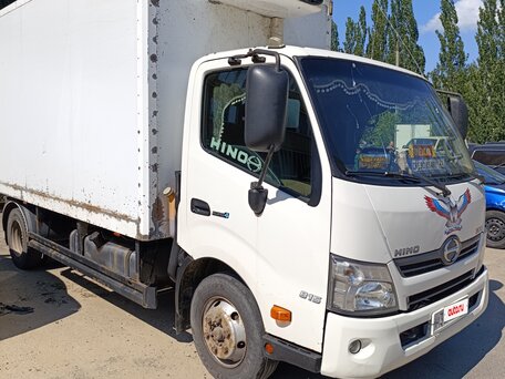 2013 Toyota Dyna, белый, 1800000 рублей, вид 3
