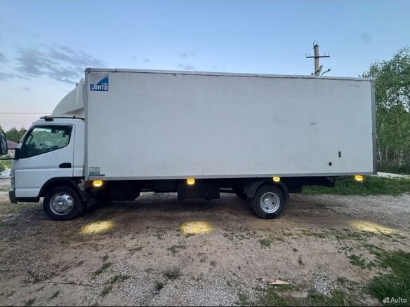 2013 Fuso (Mitsubishi) Canter, белый - вид 2