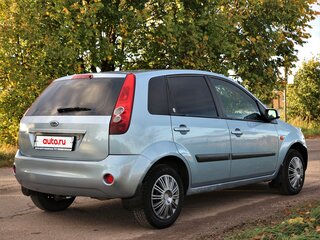 2007 Ford Fiesta Mk5, серый, 350000 рублей, вид 3