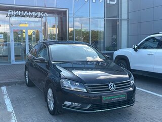 2013 Volkswagen Passat B7, чёрный, 915000 рублей, вид 3