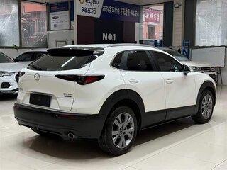 2023 Mazda CX-30 I, белый, 2421600 рублей, вид 4