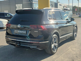 2019 Volkswagen Tiguan II, чёрный, 2820000 рублей, вид 5