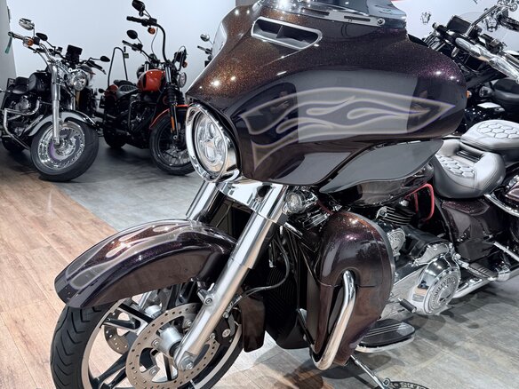 2017 Harley-Davidson Street Glide, фиолетовый, 1799000 рублей - вид 11