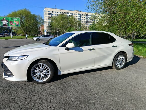 2019 Toyota Camry VIII (XV70), белый - вид 14
