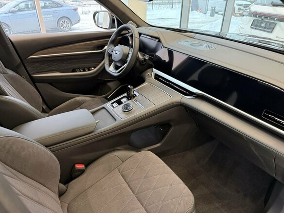 2026 Geely Monjaro I Рестайлинг, чёрный, 4954990 рублей - вид 11