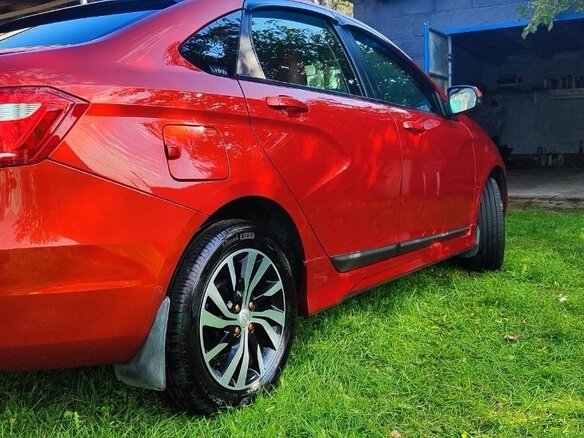 2016 Lada (ВАЗ) Vesta I, красный, 860000 рублей - вид 1