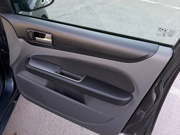2010 Ford Focus II Рестайлинг, серый, 559000 рублей - вид 17