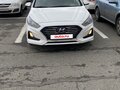 2018 Hyundai Sonata VII (LF) Рестайлинг, белый, 1650000 рублей - вид 1