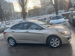 2012 Hyundai Solaris I, бежевый, 670000 рублей, вид 5