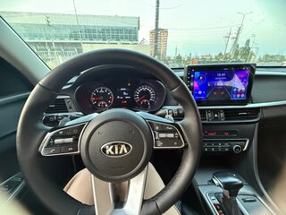 2019 Kia Optima IV Рестайлинг, белый, 1350000 рублей, вид 4