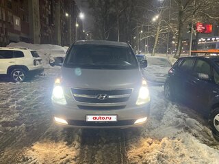 2011 Hyundai Grand Starex I, серый, 1375000 рублей, вид 3