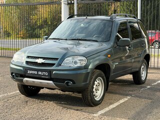 2010 Chevrolet Niva I Рестайлинг, серый, 529000 рублей, вид 3