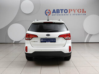 2019 Kia Sorento II Рестайлинг, белый, 1879000 рублей, вид 4