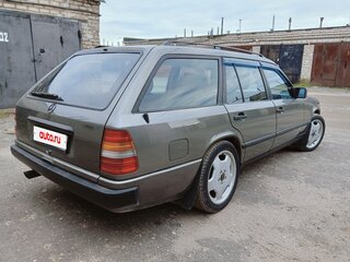 1988 Mercedes-Benz W124 300, серый, 750000 рублей, вид 4