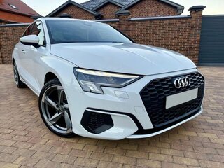 2022 Audi A3 35 TFSI IV (8Y), белый, 2540000 рублей, вид 1