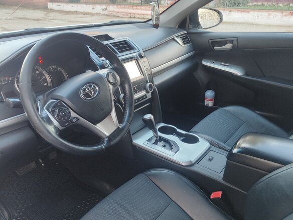 2014 Toyota Camry US Market VII (XV50), белый, 1600000 рублей - вид 8